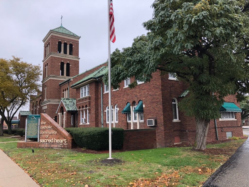 Sacred Heart - 18430 Utica Rd, Roseville, Michigan 48066 | Real Estate Professional Services