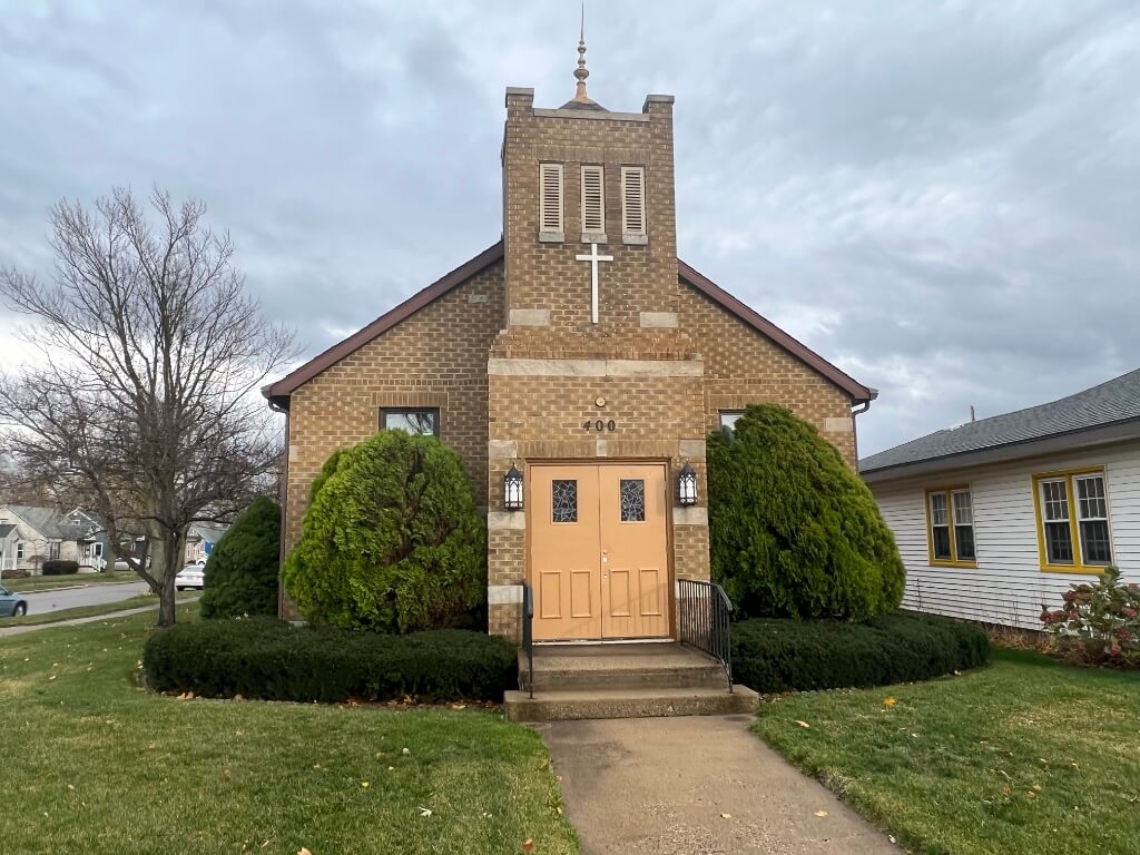 Grand Haven church - 400 S Beacon, Grand Haven, Michigan 49417 | Real Estate Professional Services