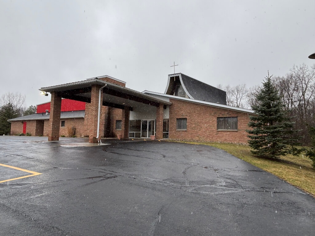 Holly Church of the Nazarene - 961 E Maple St, Holly, Michigan 48442 | Real Estate Professional Services